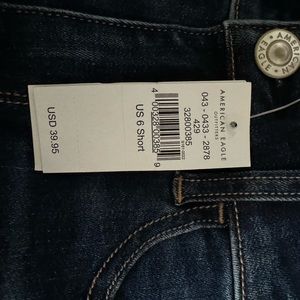 American Eagle hi rise jegging size 6 short